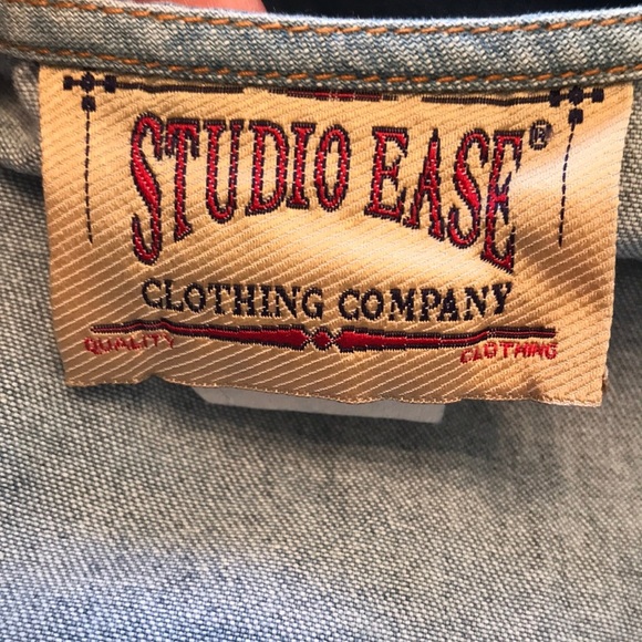 Beautiful Studio Ease Vintage floral button down denim dress - Picture 6 of 14